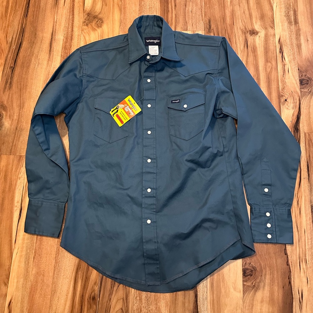 Wrangler Men’s Western Snap Button Shirt Navy Blue Long Sleeve NWT Medium